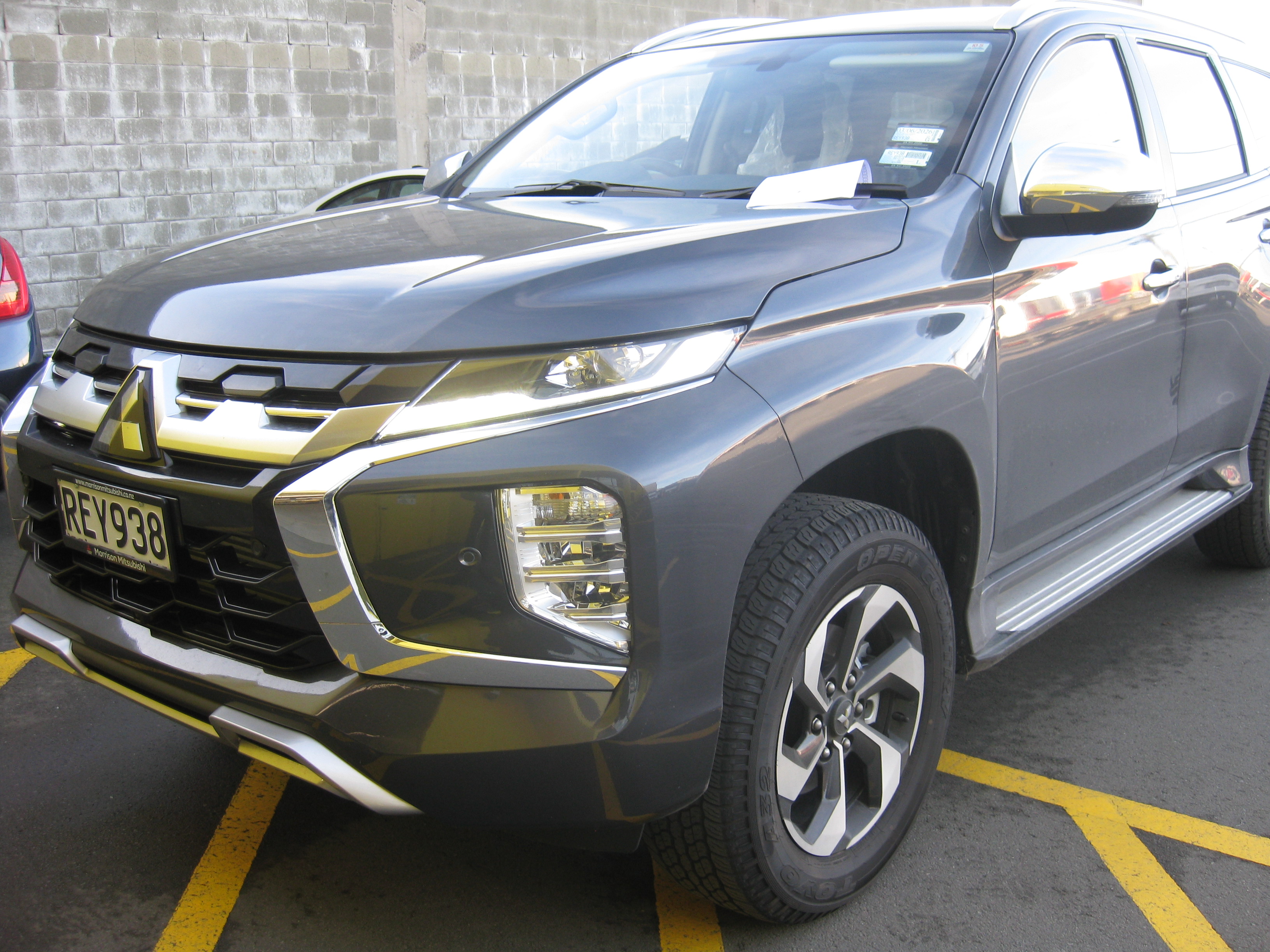 MITSUBISHI PAJERO SPORT STATIONWAGON 2025-CURRENT